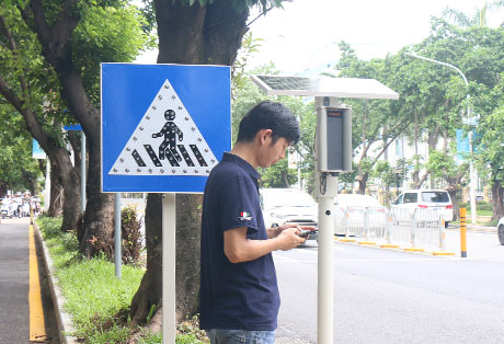 交通安全--路口安全智能語音提示器 交通安全--路口安全智能語音提示器